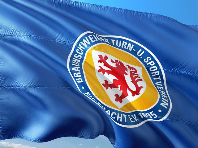 与当前曼联 与当前曼联